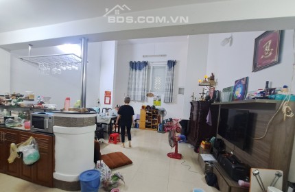 Bán Nhà Cách Mạng Tháng Tám, Tân Bình, 60m2, 3 Tầng, Giá Rẻ